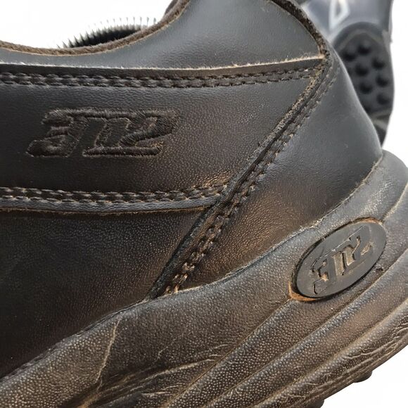 3N2 Reaction Lo Umpire Softball - Baseball Cleats Men's 10 Black Leather Sneaker - Picture 10 of 10